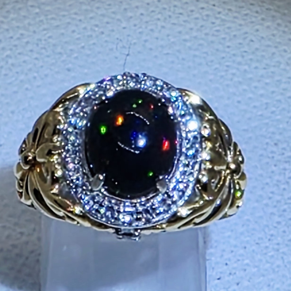 NWOT Remarkable Victoria Wieck Estate Two Toned Black Opal Ring Size 6